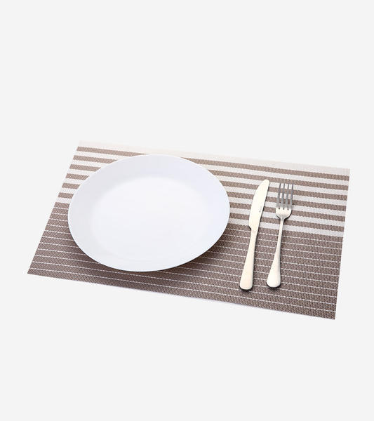 特斯林餐垫网格白红棕色经典涤纶PVC桌布